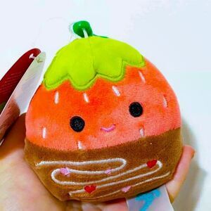 3.5" Squishmallow clip Scarlet strawberry chocolate Valentine's Day KellyToy